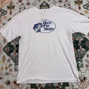 Bass Pro Shops Johnny Morris Mens White Short Sleeve Graphic T Shirt Size Medium